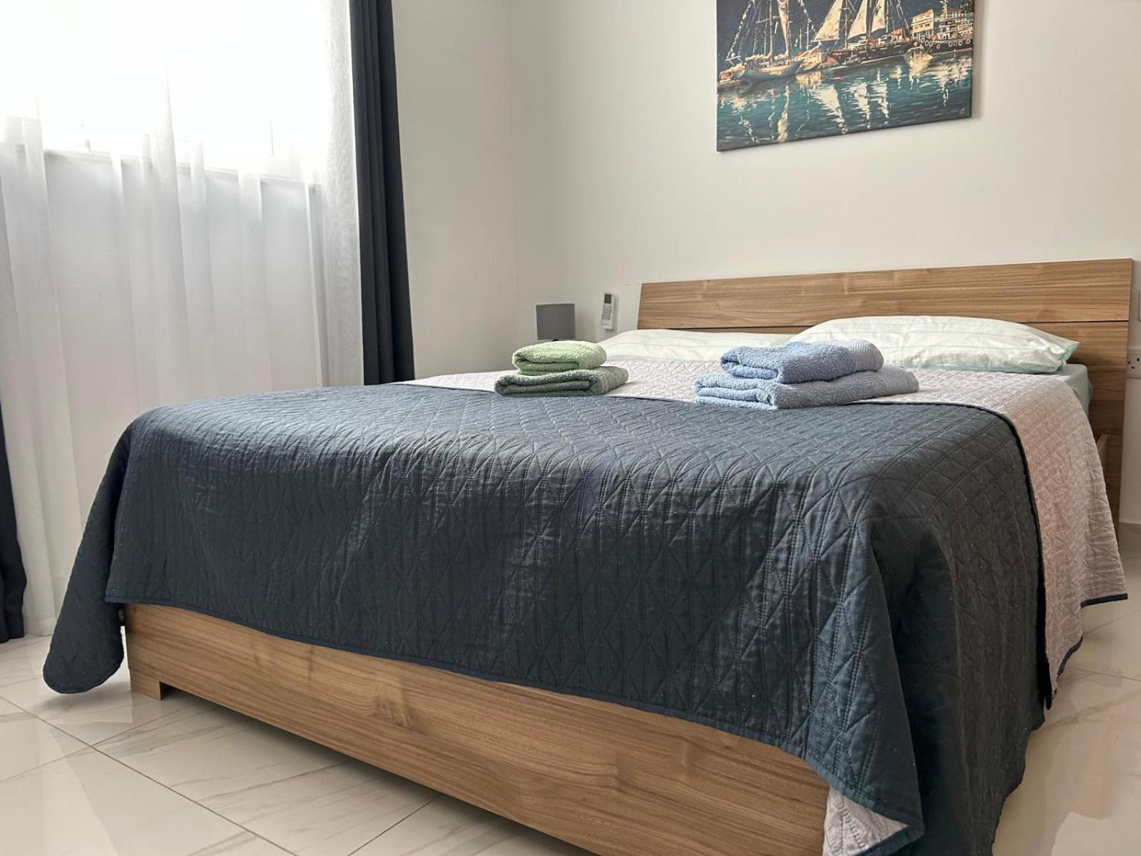 Exceptional 3-Bedroom Apartment, Sliema - Tigne Point! Екстер'єр фото